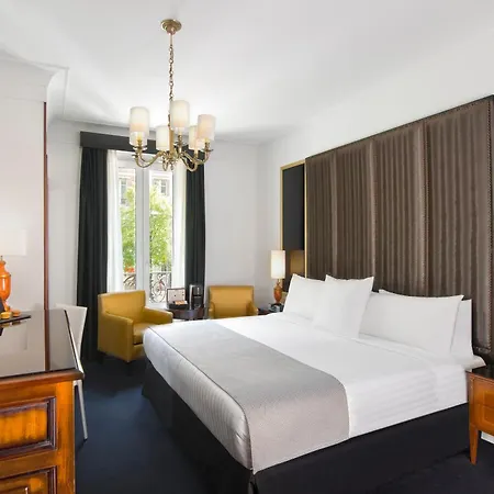 멜리아 샹젤리제 호텔 4*