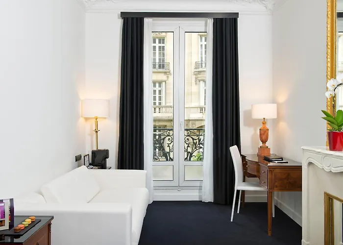 Meliá Champs Elysées Hotel 4*