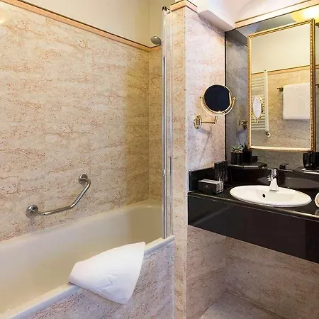Melia Champs Elysees 4* Paris