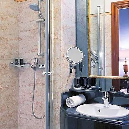 Hotel Melia Champs Elysees Paris