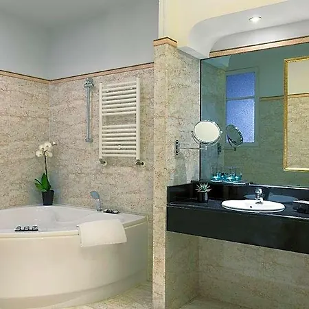 Melia Champs Elysees 4* Paris