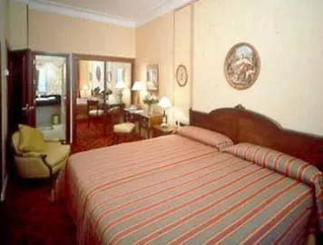 Hotel Melia Champs Elysées 4*