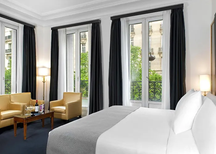 Отель Melia Champs Elysees 4*
