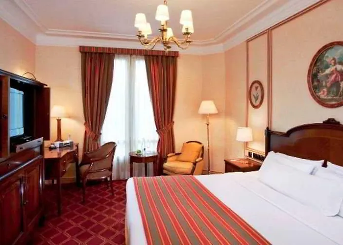 Отель Melia Champs Elysees 4*